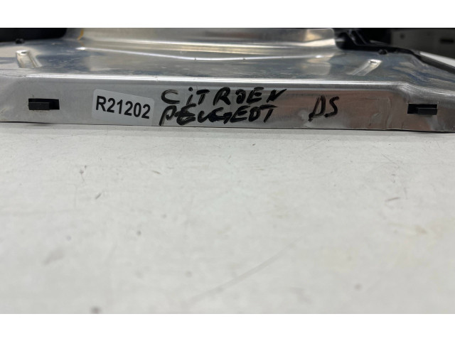 Вентилятор радиатора 9801666680 Peugeot 2008 I