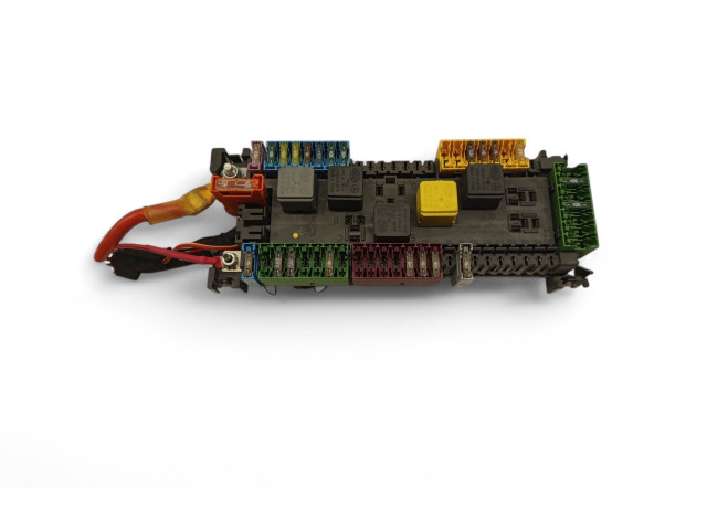 Блок предохранителей A1669063901   Mercedes-Benz GL X166    