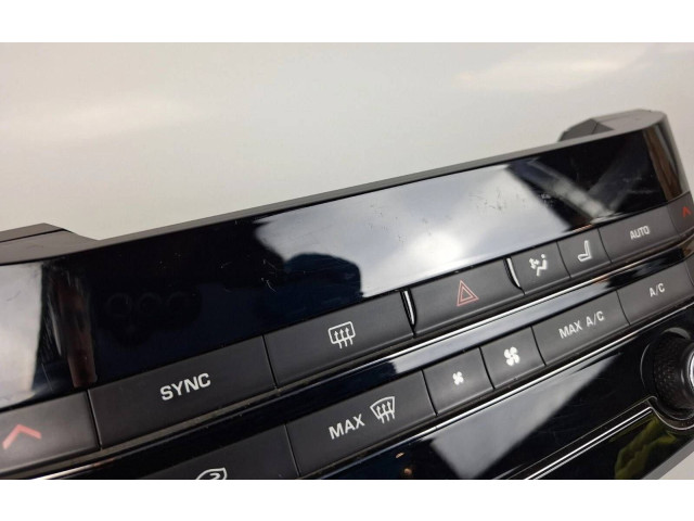 Блок управления климат-контролем GX7318C858RF Jaguar XE