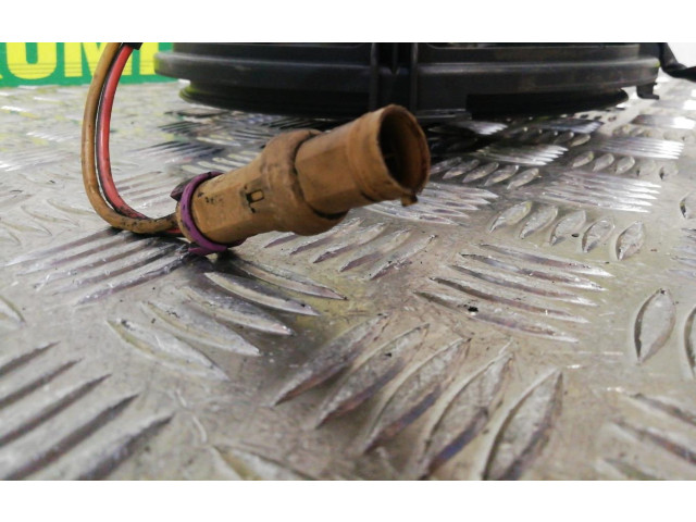 Вентилятор радиатора         Volkswagen PASSAT 