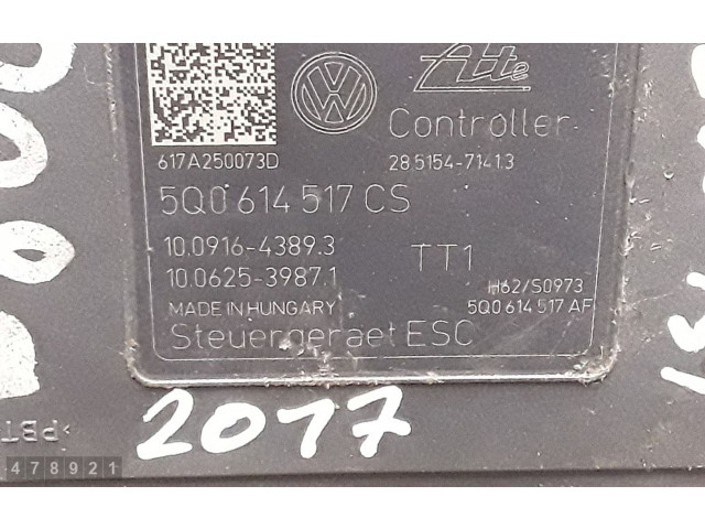 Блок АБС 5q0614517cs Skoda Octavia Mk3 (5E) 2013 - 2019 года