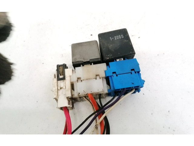 Блок предохранителей 111953227D, 5WK1634 Volkswagen Golf III