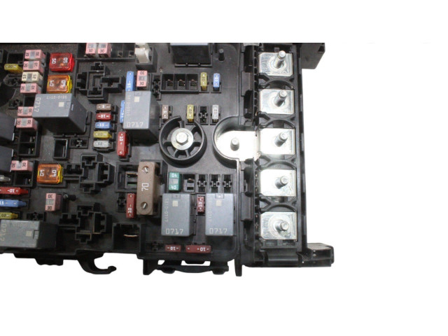 Блок предохранителей 68193002AF Jeep Cherokee