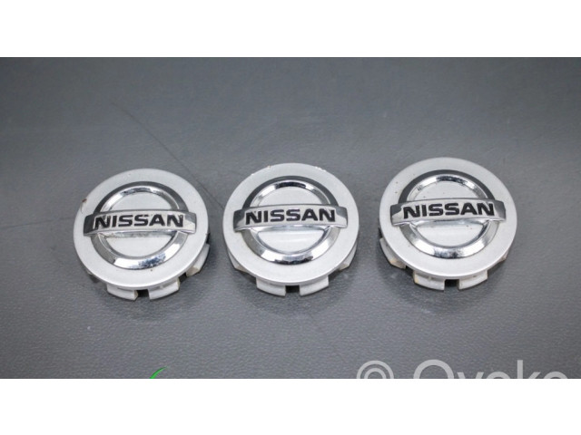 Заводская крышка (крышки) от центрального отверстия колеса