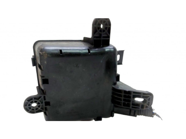   Pojistková skříňka 243843NA0A   Nssan Leaf I (ZE0) 2014