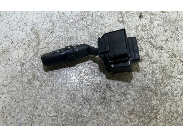 Ручка стеклоочистителей 17D682   Mazda 3 I