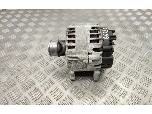 Топливная рампа 06A133681B   Volkswagen New Beetle 1.8 