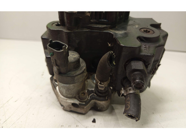 Топливный насос