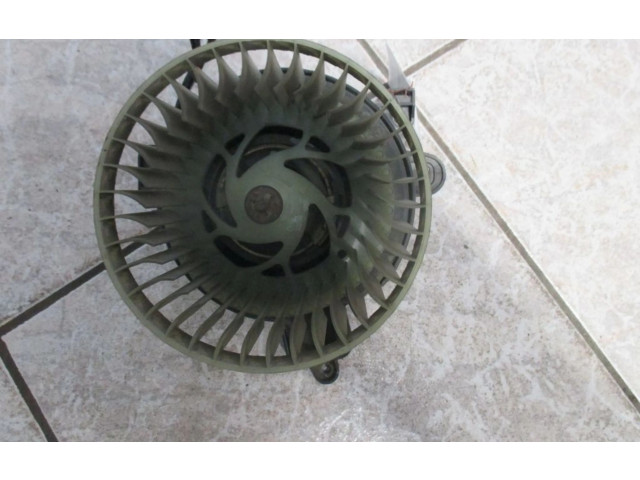 Вентилятор печки       Peugeot 306