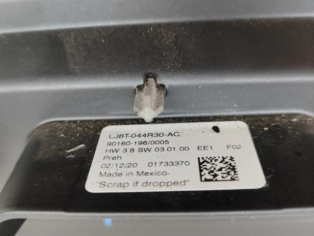 Дисплей    LJ8T044R30AC   Ford Mustang Mach-E