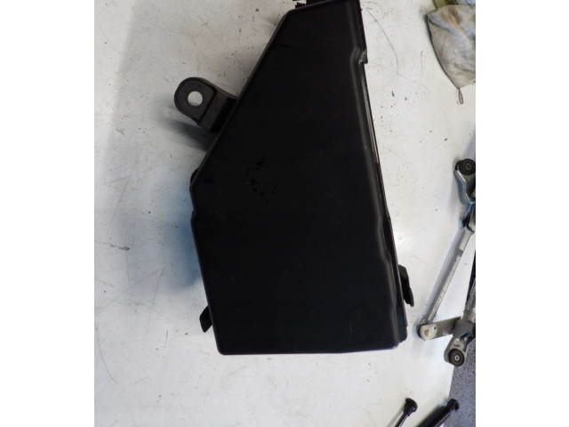 Pojistková skříňka Renault Austral 2023