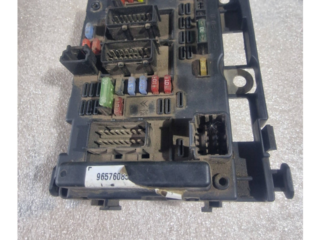 Блок управления двигателя 9657608580, BSMB5 Peugeot 807