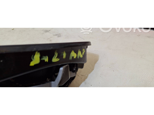 Zpětné zrcátko  Volkswagen Tiguan 2016  048678  