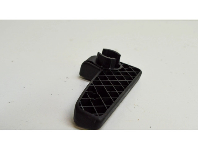 Ручка капота