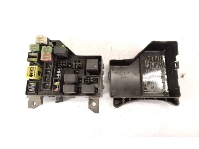 Pojistková skříňka 30865330, 72544482 Volvo S40, V40 2001