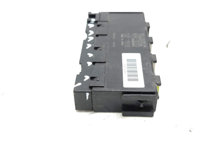 Pojistková skříňka 8264130250 Lexus GS 300 350 430 450H 2007