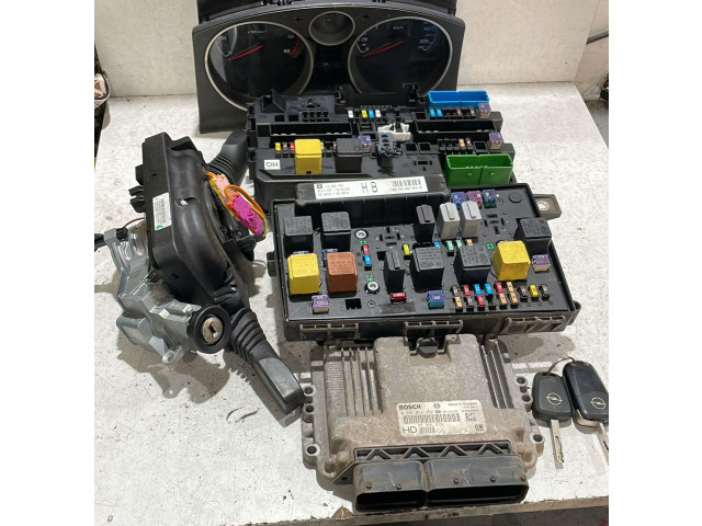 Řídící jednotka 0281014452, 0281014452 Opel Zafira B 2007