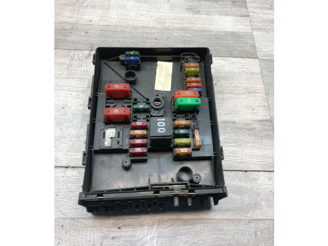 Блок предохранителей 1K0937125D, 017183073 Skoda Octavia Mk3 (5E)