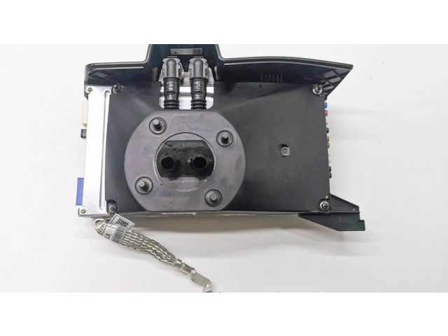 Řídící jednotka 146577200A Tesla Model 3 2021