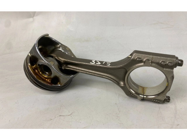 Поршень с шатуном DNUE 02606LJ1, 4202606LJ1 Audi A3 S3 8V