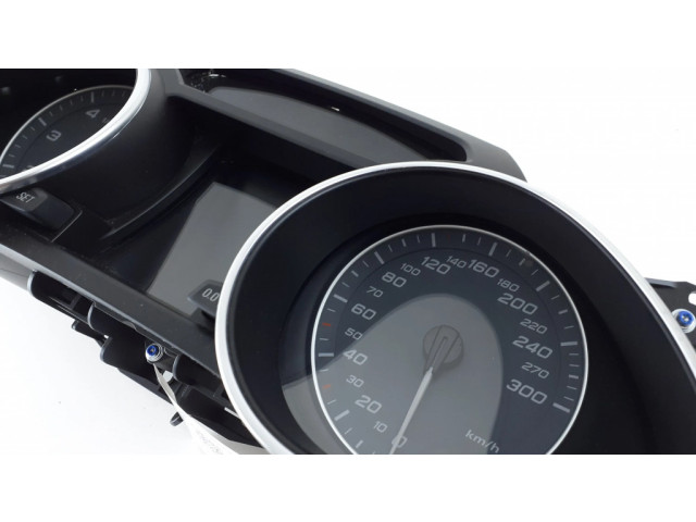 Přístrojová deska Audi S5 2010 8T0920931E