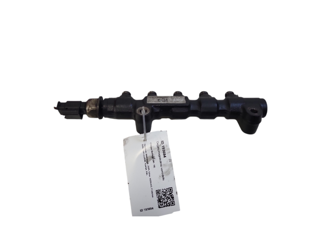 Vstřikovací lišta 9813930180   Citroen C3    YH01 