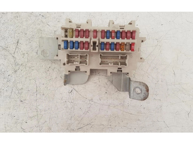 Pojistková skříňka Nissan Murano Z50 2004