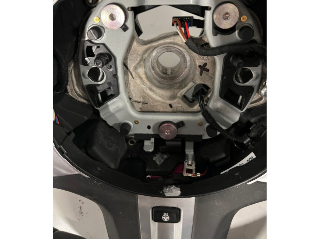 Руль BMW X3 G01 2018 - 2024 года 9882621