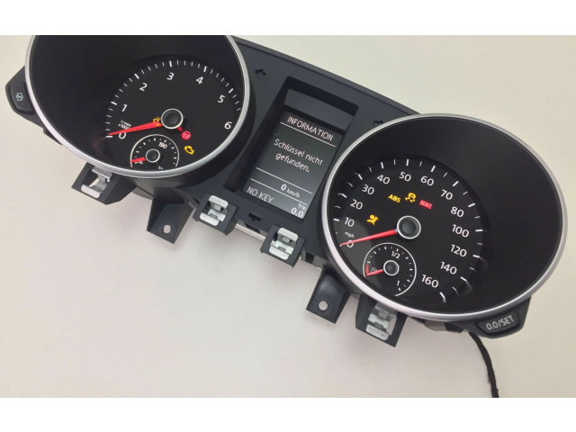 Панель приборов 5K0920972B Volkswagen Golf VI