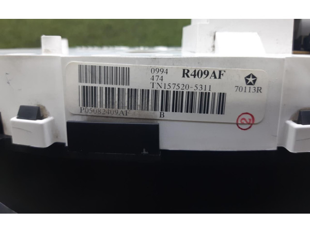 Přístrojová deska Chrysler Voyager 2004 TN1575205311