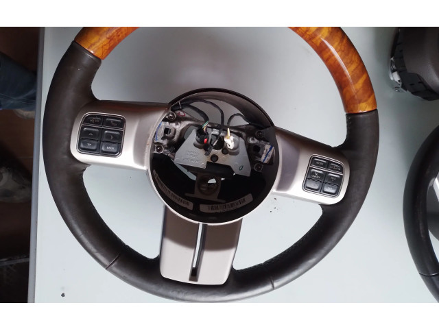 Руль Jeep Grand Cherokee 2010 - 2021 года