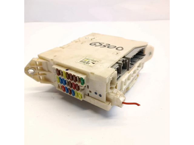 Блок предохранителей 8273030322, 91460W Lexus GS 300 350 430 450H