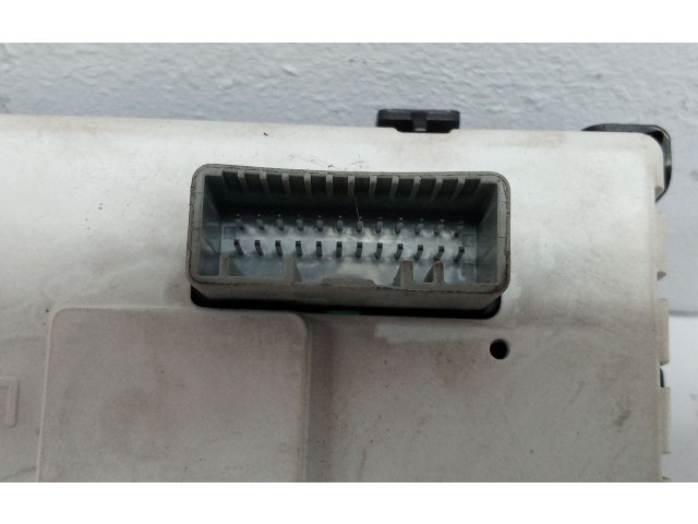 Дисплей    280348139R   Renault Clio III