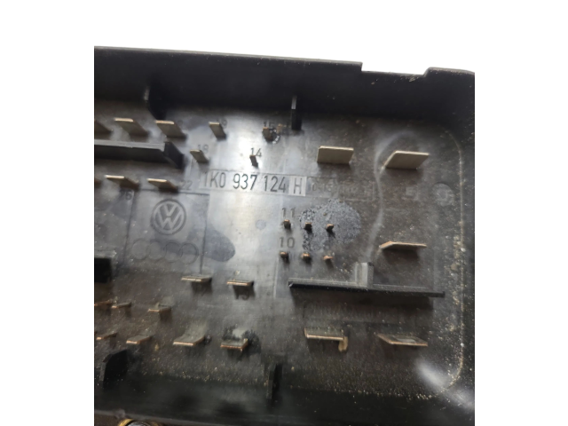 Pojistková skříňka 1K0937124, 1K0937124H Volkswagen Caddy 2007