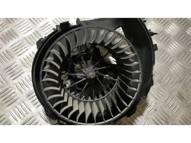 Вентилятор печки       Renault Clio I