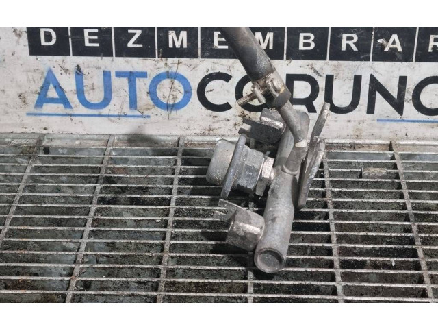 Топливная рампа    Subaru Forester SH   для двигателя EJ204