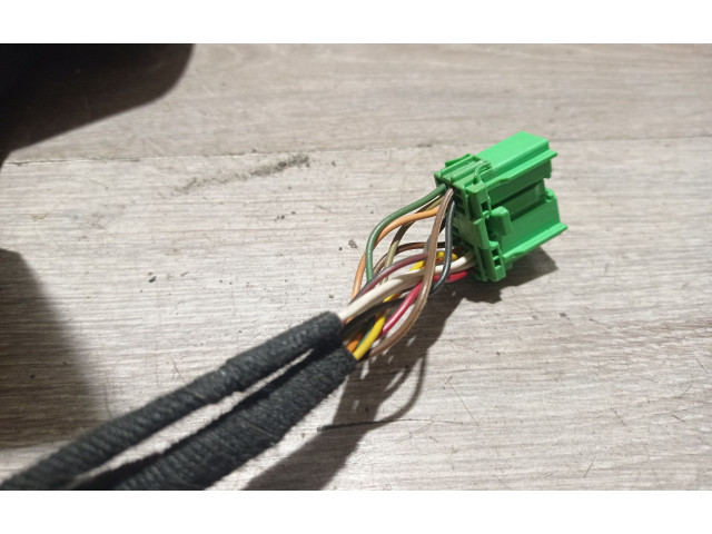 Зеркало электрическое Volvo XC90 2003 - 2006 года