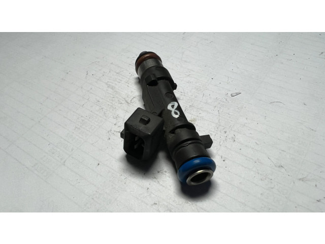 Vstřikovač 8200227124, 0280158034 Dacia Sandero pro benzínový motor 1.4