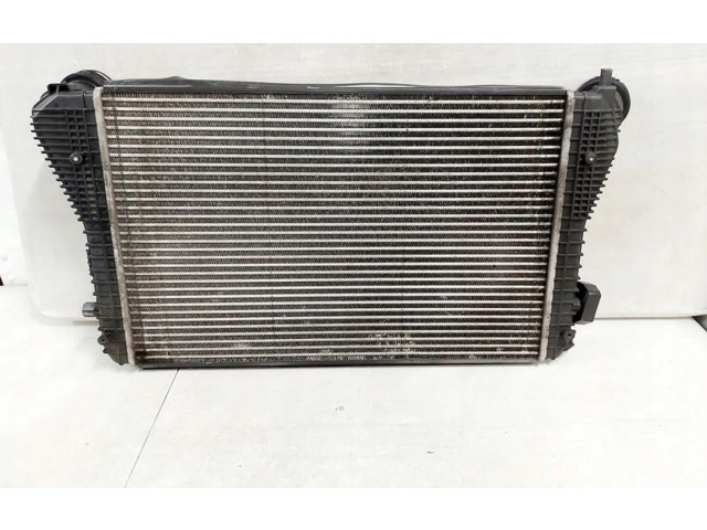 Интеркулер  1K0145803E   Skoda Octavia Mk2 (1Z) 