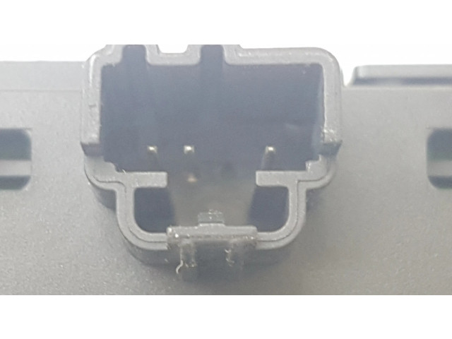 Мультимедийный контроллер