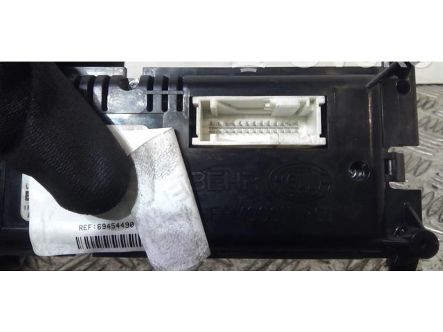 Блок управления климат-контролем 64116962469 Mini One Cooper R50 53