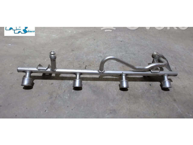 Vstřikovací lišta Opel Zafira A