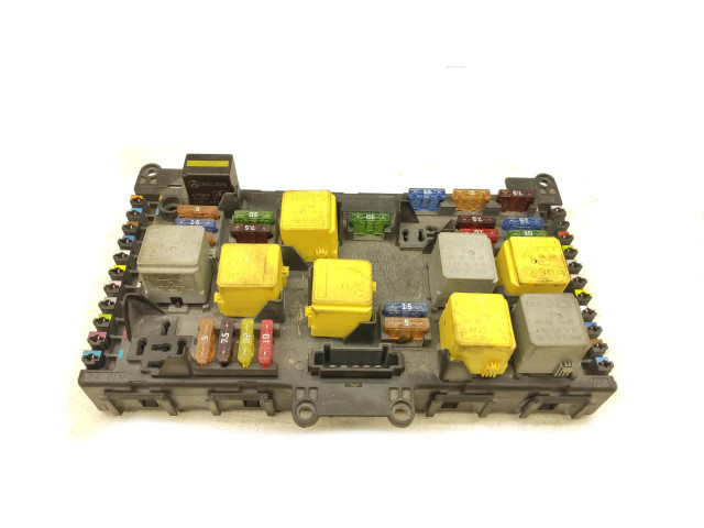 Pojistková skříňka A6395450801, 1070222011 Mercedes-Benz Vito Viano W639 2011