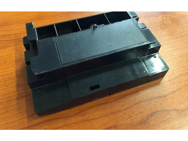 Блок управления 10C035284 Volkswagen Caddy