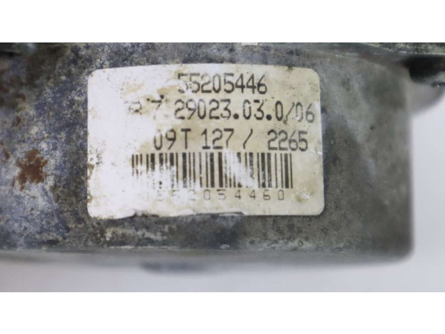 Вакуумный насос    55205446   Opel Insignia A
