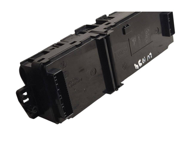 Блок управления климат-контролем 275109409R   Renault Scenic III   Grand scenic III