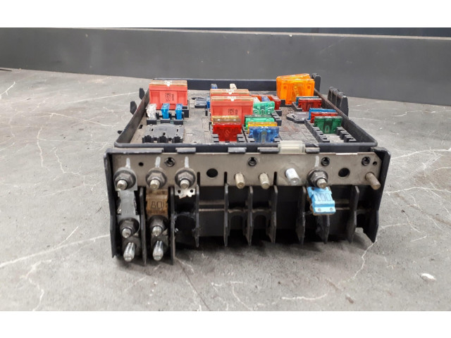 Блок предохранителей  1k0937124d   Audi A3 S3 8P    