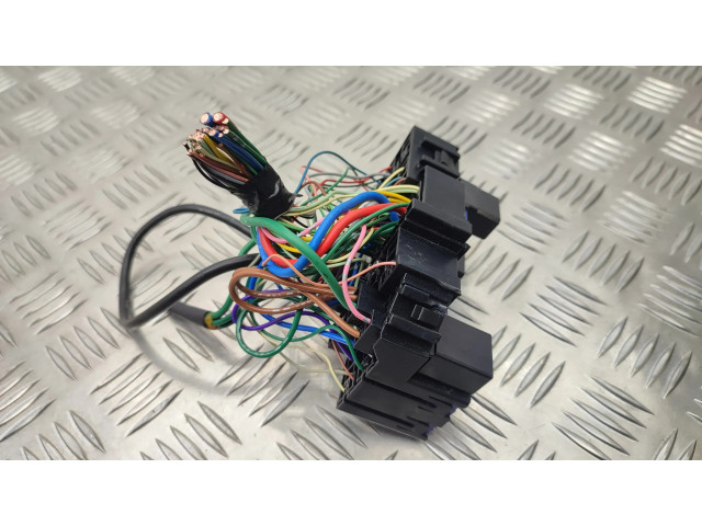 Pojistková skříňka Mazda 3 2019