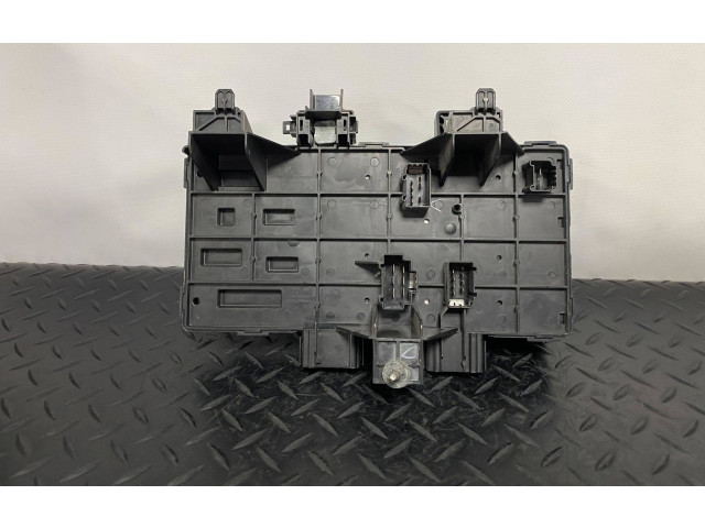 Блок предохранителей  6L3T14A067BC   Ford F150    