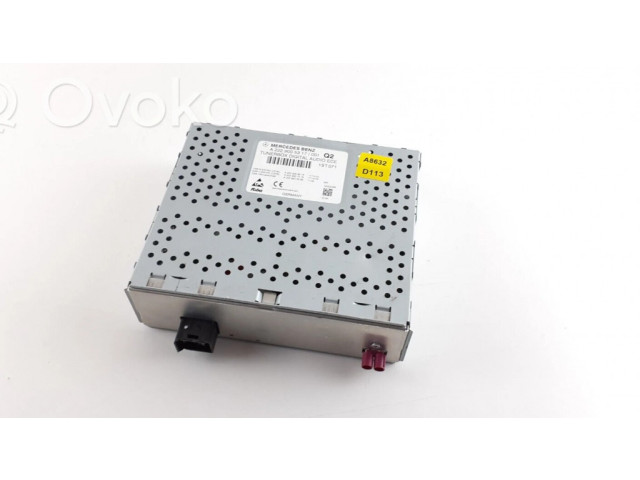 Радио/ проигрыватель CD/DVD / навигация